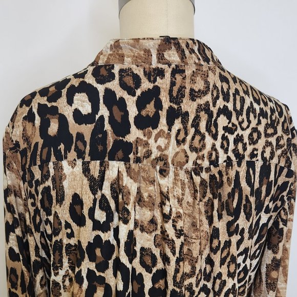 New Directions Top Leopard Tan Black Large Roll Tab Sleeve Stretch Knit Bib Fron - Picture 7 of 8